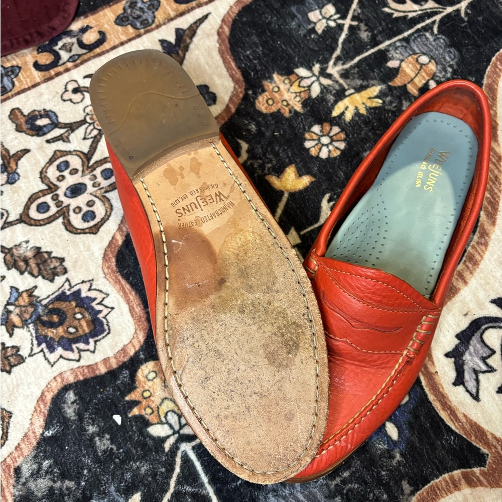 Weejuns Women's Vibrant Orange Leather Loafers - Picture 4 of 6